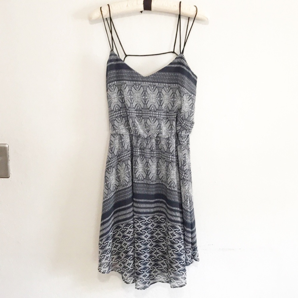 LIKE MYNDED Banks Deidra Dress XS
